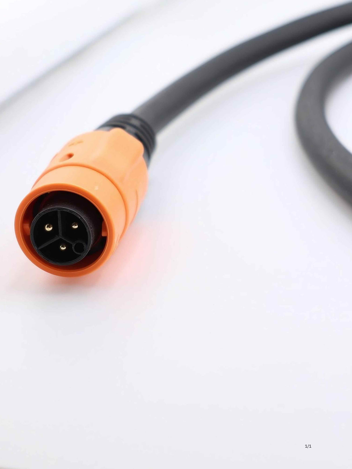 PowerCON 3-Pin Male-to-Male Connector Cable - 3 Feet, 300/500V, Solder Cup, 3 Position Circular Connectors